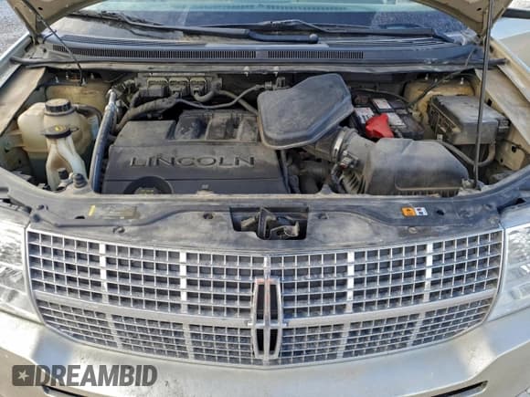 ✅ 2010 Lincoln MKX • VIN: 2LMDJ8JC3ABJ05525 • Lot: 95534955. Listed on Copart with 146,776 mi. Free auction sales archive from the USA and detailed vehicle history report at DreamBid. Image 12.