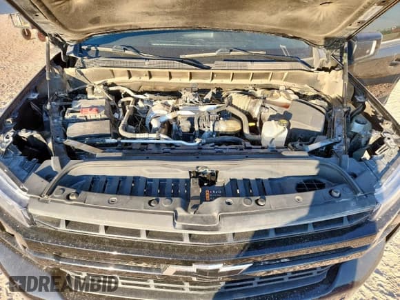 ✅ 2022 Chevrolet Silverado 1500 RST • VIN: 1GCUYEET2NZ184094 • Лот: 84618775. Опубликован ранее на Copart с пробегом 89 837 миль. Бесплатный доступ к архиву аукционных продаж из США и подробный отчёт об истории автомобиля на DreamBid. Изображение 11.