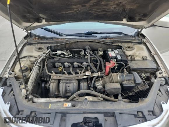 ✅ 2010 Ford Fusion SEL • VIN: 3FAHP0JA3AR252628 • Lot: 85497305. Wystawiony na Copart z przebiegiem 262 209 mil. Bezpłatny archiwum sprzedaży aukcyjnych z USA i szczegółowy raport historii pojazdu na DreamBid. Zdjęcie 11.