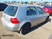 ✅ 2003 Volkswagen Golf GL • VIN: 9BWFK61JX34012903 • Lot: 41733949. Wystawiony na IAAI z przebiegiem 178 500 mil. Bezpłatny archiwum sprzedaży aukcyjnych z USA i szczegółowy raport historii pojazdu na DreamBid. Zdjęcie 4.