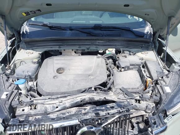 ✅ 2023 Volvo XC40 Plus Bright Theme • VIN: YV4L12UNXP2930656 • Lot: 42524396. Wystawiony na IAAI z przebiegiem 58 185 mil. Bezpłatny archiwum sprzedaży aukcyjnych z USA i szczegółowy raport historii pojazdu na DreamBid. Zdjęcie 10.