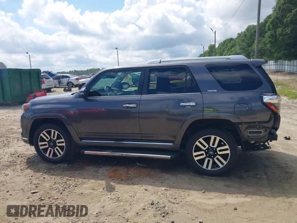 ✅ 2016 Toyota 4Runner Limited • VIN: JTEBU5JR0G5301691 • Lot: 42606385. Listed on IAAI with 164,411 mi. Free auction sales archive from the USA and detailed vehicle history report at DreamBid. Image 15.