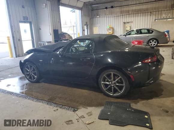 ✅ 2016 Mazda MX-5 Miata Grand Touring • VIN: JM1NDAD73G0114866 • Лот: 91503935. Опубликован ранее на Copart с пробегом 60 535 миль. Бесплатный доступ к архиву аукционных продаж из США и подробный отчёт об истории автомобиля на DreamBid. Изображение 2.