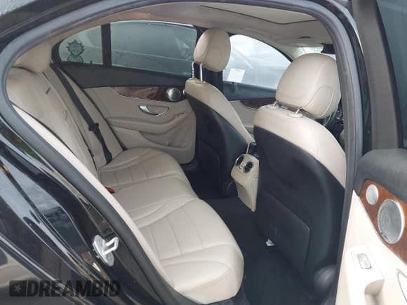 ✅ 2016 Mercedes-Benz C 300 • VIN: 55SWF4KB2GU133237 • Lot: 43630236. Listed on IAAI with 99,525 mi. Free auction sales archive from the USA and detailed vehicle history report at DreamBid. Image 8.