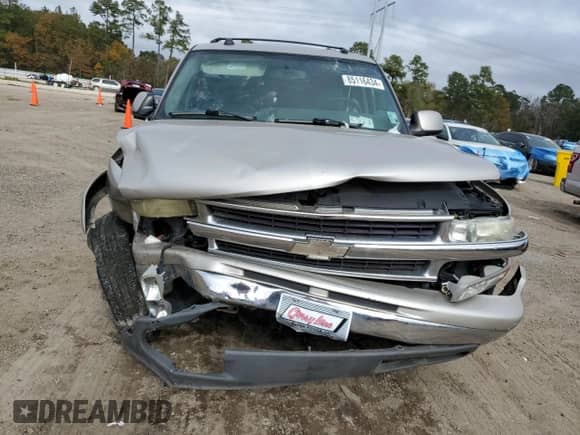 2004 Chevrolet Suburban LT с VIN 3GNEC16ZX4G288207, выставлен на аукционе Copart как лот 85116434 с пробегом Не указан миль и Чистый • Clean title. История ставок и продаж доступна на DreamBid. Изображение 5.