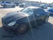 ✅ 2005 Mercedes-Benz SLK 230/320 • VIN: WDBWK56F85F051357 • Lot: 42298379. Listed on IAAI with 50,038 mi. Free auction sales archive from the USA and detailed vehicle history report at DreamBid. Image 2.