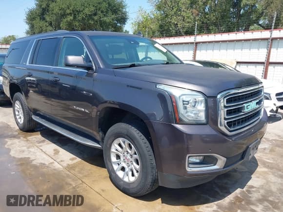 ✅ 2016 GMC Yukon XL SLE • VIN: 1GKS1FKC8GR408238 • Lot: 42952253. Listed on IAAI with 185,598 mi. Free auction sales archive from the USA and detailed vehicle history report at DreamBid. Image 1.