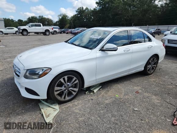 ✅ 2018 Mercedes-Benz C 300 • VIN: 55SWF4JBXJU278051 • Lot: 67998465. Listed on Copart with 117,242 mi. Free auction sales archive from the USA and detailed vehicle history report at DreamBid. Image 1.