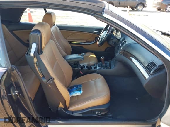 ✅ 2004 BMW 3 Series 325Ci • VIN: WBABW33454PG97010 • Lot: 43105536. Listed on IAAI with 142,283 mi. Free auction sales archive from the USA and detailed vehicle history report at DreamBid. Image 5.