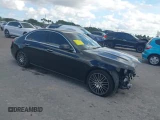 ✅ 2022 Mercedes-Benz C 300 • VIN: W1KAF4HB3NR042509 • Lot: 41545611. Wystawiony na IAAI z przebiegiem 24 121 mil. Bezpłatny archiwum sprzedaży aukcyjnych z USA i szczegółowy raport historii pojazdu na DreamBid. Zdjęcie 1.
