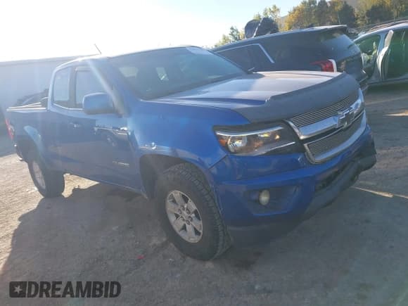 ✅ 2020 Chevrolet Colorado 2WD Work Truck • VIN: 1GCHSBEA8L1136014 • Lot: 43616107. Listed on IAAI with 125,642 mi. Free auction sales archive from the USA and detailed vehicle history report at DreamBid. Image 1.