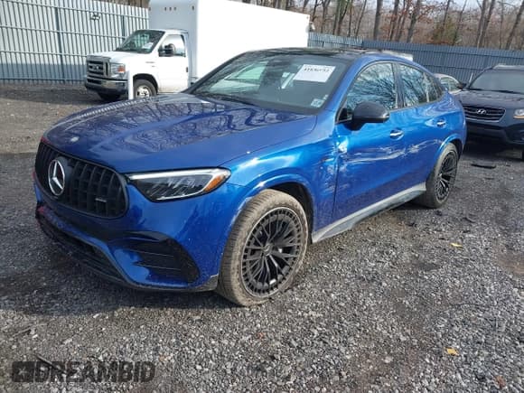 ✅ 2025 Mercedes-Benz GLC 43 AMG • VIN: W1NKJ8HB1SF239298 • Lot: 41836952. Listed on IAAI with 2,343 mi. Free auction sales archive from the USA and detailed vehicle history report at DreamBid. Image 17.