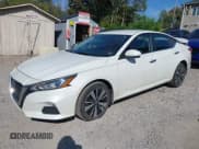 ✅ 2021 Nissan Altima SV • VIN: 1N4BL4DW4MN318496 • Lot: 43179477. Listed on IAAI with 37,274 mi. Free auction sales archive from the USA and detailed vehicle history report at DreamBid. Image 2.