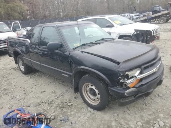 ✅ 2001 Chevrolet S-10 • VIN: 1GCCS195418246287 • Лот: 80539864. Опубликован ранее на Copart с пробегом 85 151 миль. Бесплатный доступ к архиву аукционных продаж из США и подробный отчёт об истории автомобиля на DreamBid. Изображение 4.