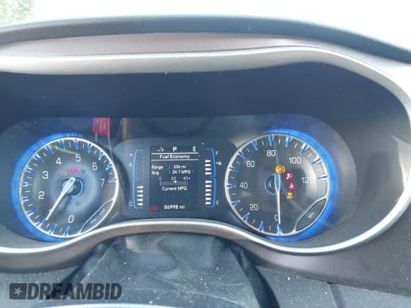 ✅ 2020 Chrysler Voyager L • VIN: 2C4RC1AG2LR250706 • Lot: 42442781. Listed on IAAI with 86,998 mi. Free auction sales archive from the USA and detailed vehicle history report at DreamBid. Image 7.