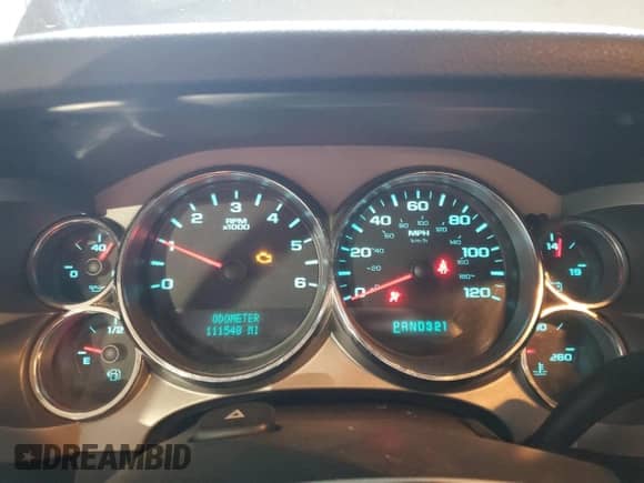 ✅ 2007 GMC Sierra 1500 SLE1 • VIN: 2GTEK13M071574911 • Lot: 91494115. Wystawiony na Copart z przebiegiem 111 548 mil. Bezpłatny archiwum sprzedaży aukcyjnych z USA i szczegółowy raport historii pojazdu na DreamBid. Zdjęcie 9.