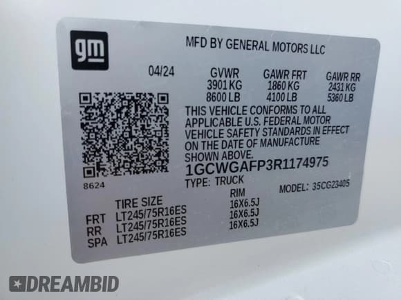 ✅ 2024 Chevrolet Express Cargo • VIN: 1GCWGAFP3R1174975 • Lot: 49492575. Listed on Copart with 462 mi. Free auction sales archive from the USA and detailed vehicle history report at DreamBid. Image 13.