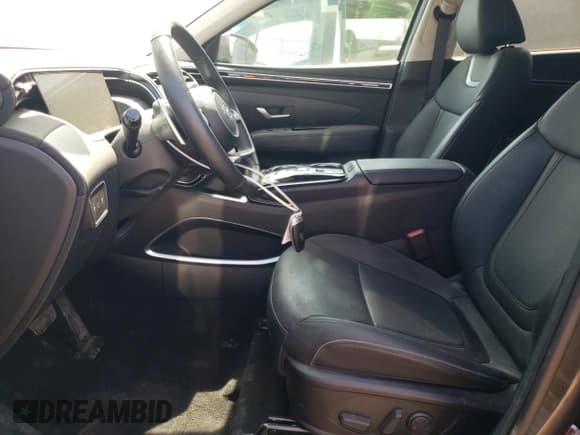 ✅ 2023 Hyundai Tucson Limited • VIN: 5NMJECAE8PH292573 • Lot: 68325684. Wystawiony na Copart z przebiegiem 15 263 mil. Bezpłatny archiwum sprzedaży aukcyjnych z USA i szczegółowy raport historii pojazdu na DreamBid. Zdjęcie 7.