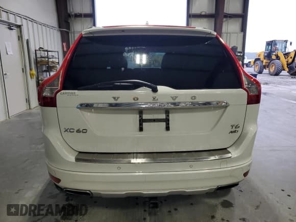 ✅ 2014 Volvo XC60 R-Design Premier Plus • VIN: YV4902DZ3E2551799 • Lot: 67396745. Listed on Copart with 135,528 mi. Free auction sales archive from the USA and detailed vehicle history report at DreamBid. Image 6.
