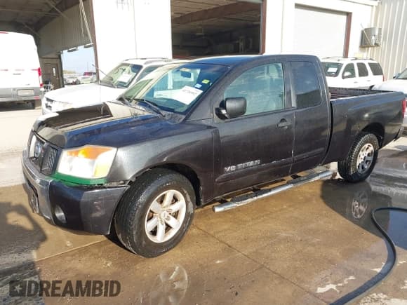 ✅ 2008 Nissan Titan XE • VIN: 1N6BA06A78N351182 • Lot: 43726992. Listed on IAAI with 298,069 mi. Free auction sales archive from the USA and detailed vehicle history report at DreamBid. Image 2.