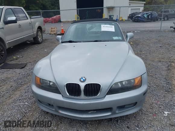 1998 BMW 3 Series Z3 1.9 with VIN 4USCH7332WLD16671, listed as a IAAI auction lot 43366446 with 120,364 mi miles and . Bid and sale history available at DreamBid. Image 12.