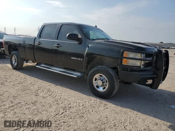 ✅ 2007 Chevrolet Silverado 2500HD 1LT • VIN: 1GCHC23K97F505383 • Лот: 66932124. Опубликован ранее на Copart с пробегом 364 969 миль. Бесплатный доступ к архиву аукционных продаж из США и подробный отчёт об истории автомобиля на DreamBid. Изображение 4.