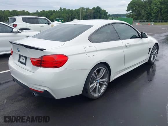 ✅ 2015 BMW 4 Series 435i • VIN: WBA3R1C57FK195167 • Lot: 42891238. Wystawiony na IAAI z przebiegiem 112 663 mil. Bezpłatny archiwum sprzedaży aukcyjnych z USA i szczegółowy raport historii pojazdu na DreamBid. Zdjęcie 4.