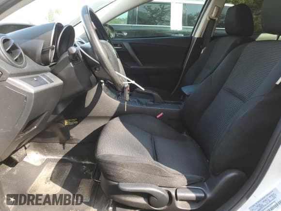 ✅ 2013 Mazda 3 GX • VIN: JM1BL1UFXD1772347 • Lot: 71803095. Listed on Copart with 260,397 mi. Free auction sales archive from the USA and detailed vehicle history report at DreamBid. Image 7.