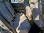 ✅ 2023 Toyota Corolla Cross Hybrid SE • VIN: 7MUFBABG1PV011879 • Lot: 94373575. Wystawiony na Copart z przebiegiem 9 744 mil. Bezpłatny archiwum sprzedaży aukcyjnych z USA i szczegółowy raport historii pojazdu na DreamBid. Zdjęcie 11.