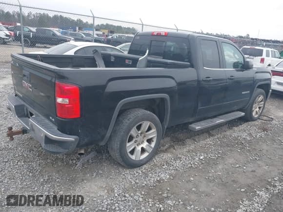 ✅ 2015 GMC Sierra 1500 SLE • VIN: 1GTV2UEC5FZ310921 • Лот: 41514177. Опубликован ранее на IAAI с пробегом 255 443 миль. Бесплатный доступ к архиву аукционных продаж из США и подробный отчёт об истории автомобиля на DreamBid. Изображение 4.