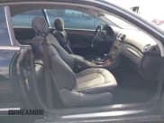 ✅ 2006 Mercedes-Benz CLK 500 • VIN: WDBTJ75J76F173085 • Лот: 43010385. Опубликован ранее на IAAI с пробегом 107 061 миль. Бесплатный доступ к архиву аукционных продаж из США и подробный отчёт об истории автомобиля на DreamBid. Изображение 5.