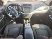 ✅ 2017 Dodge Journey SXT • VIN: 3C4PDCBB2HT612766 • Lot: 80570035. Listed on Copart with 166,373 mi. Free auction sales archive from the USA and detailed vehicle history report at DreamBid. Image 8.