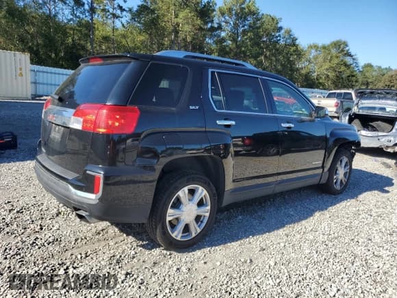 ✅ 2017 GMC Terrain SLT • VIN: 2GKFLPE35H6329538 • Lot: 86482765. Wystawiony na Copart z przebiegiem 112 270 mil. Bezpłatny archiwum sprzedaży aukcyjnych z USA i szczegółowy raport historii pojazdu na DreamBid. Zdjęcie 3.