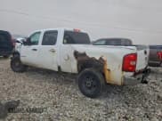 ✅ 2007 Chevrolet Silverado 2500HD 2LT • VIN: 1GCHK23617F538187 • Lot: 93531755. Wystawiony na Copart z przebiegiem 323 641 mil. Bezpłatny archiwum sprzedaży aukcyjnych z USA i szczegółowy raport historii pojazdu na DreamBid. Zdjęcie 2.