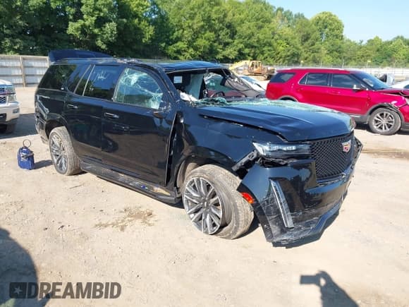 ✅ 2023 Cadillac Escalade 4WD Sport • VIN: 1GYS4EKL1PR484665 • Лот: 42658662. Опубликован ранее на IAAI с пробегом 45 772 миль. Бесплатный доступ к архиву аукционных продаж из США и подробный отчёт об истории автомобиля на DreamBid. Изображение 1.