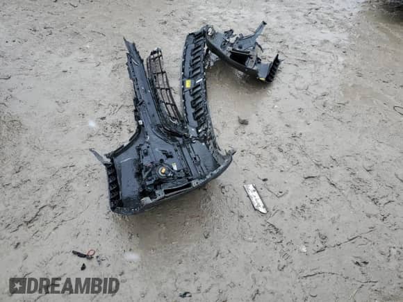 ✅ 2018 Hyundai Santa Fe 2.4L • VIN: 5XYZUDLBXJG555436 • Lot: 38876983. Wystawiony na Copart z przebiegiem 102 667 mil mil. Skorzystaj z bezpłatnego archiwum sprzedaży aukcyjnych z USA i zobacz szczegółowy raport historii pojazdu na DreamBid. Zdjęcie 13.