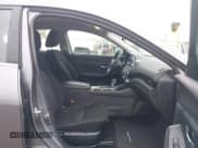 ✅ 2024 Nissan Sentra SV • VIN: 3N1AB8CV0RY348360 • Lot: 42494880. Wystawiony na IAAI z przebiegiem 23 306 mil. Bezpłatny archiwum sprzedaży aukcyjnych z USA i szczegółowy raport historii pojazdu na DreamBid. Zdjęcie 5.