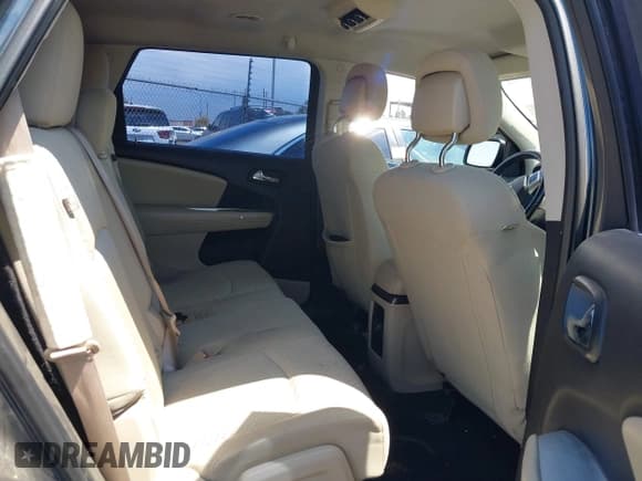 ✅ 2014 Dodge Journey American Value • VIN: 3C4PDCAB1ET287590 • Lot: 43072351. Listed on IAAI with 149,217 mi. Free auction sales archive from the USA and detailed vehicle history report at DreamBid. Image 8.