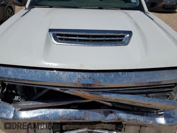 ✅ 2017 Chevrolet Silverado 2500HD Work Truck • VIN: 1GC1KUEY9HF237650 • Lot: 55750345. Wystawiony na Copart z przebiegiem 155 221 mil. Bezpłatny archiwum sprzedaży aukcyjnych z USA i szczegółowy raport historii pojazdu na DreamBid. Zdjęcie 11.