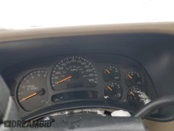 ✅ 2004 Chevrolet Suburban LS • VIN: 1GNFK16Z24J243056 • Lot: 84612654. Listed on Copart with Not provided. Free auction sales archive from the USA and detailed vehicle history report at DreamBid. Image 9.