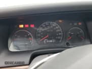 ✅ 2005 Ford Crown Victoria Standard • VIN: 2FAFP73W95X137824 • Lot: 85466834. Wystawiony na Copart z przebiegiem 115 724 mil. Bezpłatny archiwum sprzedaży aukcyjnych z USA i szczegółowy raport historii pojazdu na DreamBid. Zdjęcie 9.