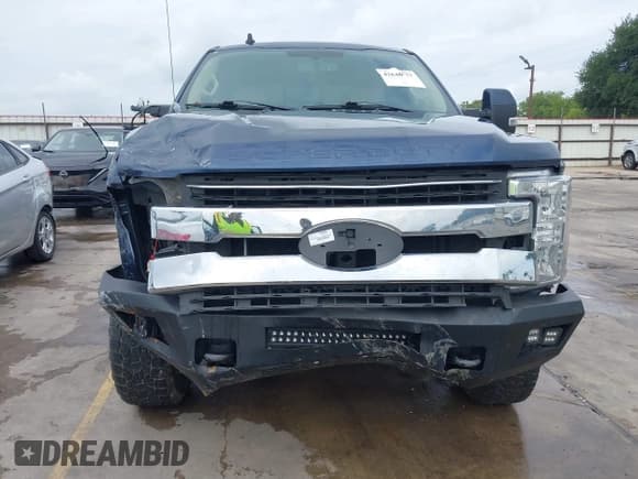 ✅ 2019 Ford F-250 XL • VIN: 1FT7W2B63KEF12514 • Lot: 42646927. Listed on IAAI with 108,577 mi. Free auction sales archive from the USA and detailed vehicle history report at DreamBid. Image 18.