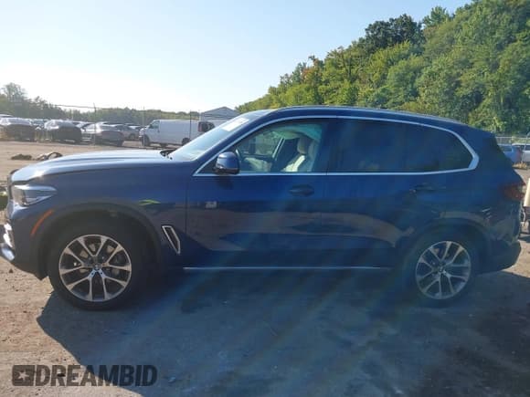 ✅ 2022 BMW X5 xDrive40i • VIN: 5UXCR6C07N9N32963 • Lot: 43247805. Listed on IAAI with 32,167 mi. Free auction sales archive from the USA and detailed vehicle history report at DreamBid. Image 14.