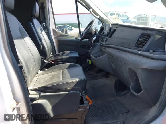 ✅ 2023 Ford Transit Cargo • VIN: 1FTBR2X84PKB37947 • Лот: 41750849. Опубликован ранее на IAAI с пробегом 58 114 миль. Бесплатный доступ к архиву аукционных продаж из США и подробный отчёт об истории автомобиля на DreamBid. Изображение 5.