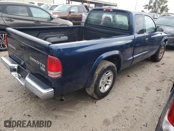 ✅ 2004 Dodge Dakota SLT • VIN: 1D7GL42N54S721808 • Lot: 73992034. Listed on Copart with Not provided. Free auction sales archive from the USA and detailed vehicle history report at DreamBid. Image 3.