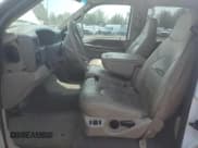 ✅ 2000 Ford F-350 XL • VIN: 1FTSW31FXYEA87819 • Лот: 70828945. Опубликован ранее на Copart с пробегом 244 785 миль. Бесплатный доступ к архиву аукционных продаж из США и подробный отчёт об истории автомобиля на DreamBid. Изображение 7.