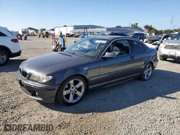 2006 BMW 3 Series 325Ci with VIN WBABD33426PL09754, listed as a Copart auction lot 71323315 with 150,243 mi miles and Salvage title. Bid and sale history available at DreamBid. Image 1.