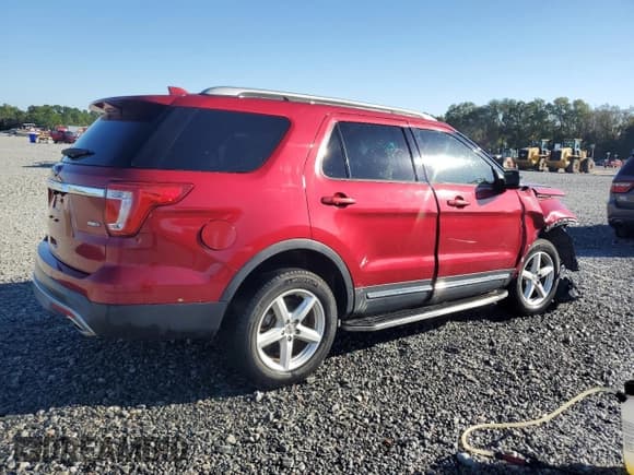 ✅ 2016 Ford Explorer XLT • VIN: 1FM5K8DH0GGA95865 • Lot: 85899765. Wystawiony na Copart z przebiegiem Nie podano. Bezpłatny archiwum sprzedaży aukcyjnych z USA i szczegółowy raport historii pojazdu na DreamBid. Zdjęcie 3.