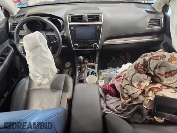 ✅ 2019 Subaru Outback Limited • VIN: 4S4BSENC0K3379856 • Лот: 84063985. Опубликован ранее на Copart с пробегом 113 672 миль. Бесплатный доступ к архиву аукционных продаж из США и подробный отчёт об истории автомобиля на DreamBid. Изображение 8.