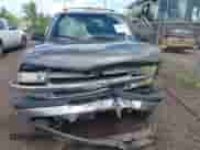 2002 Chevrolet Suburban LT z VIN 3GNEC16Z52G317108, wystawiony jako IAAI lot #43213960 z przebiegiem 252 559 mil mil oraz . Historia ofert i sprzedaży dostępna na DreamBid. Obrazek 13.